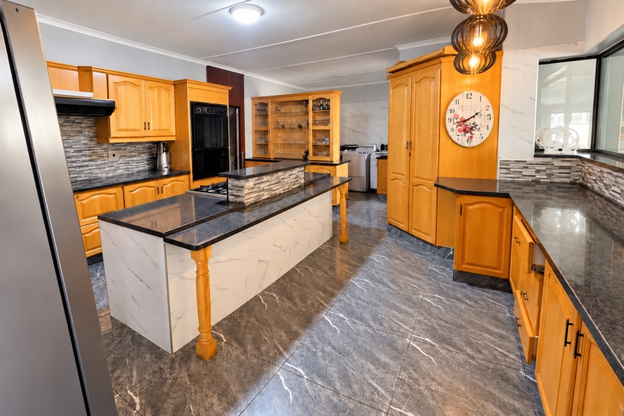 4 Bedroom Property for Sale in Wilkoppies North West